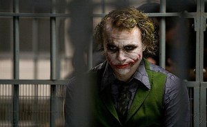 Самый яркий пример психопата из мира кино - Джокер
